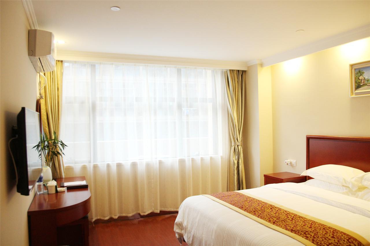 Greentree Inn Liaoning Dalian Development Zone Jinma Road Pedestrian Street Express Hotel Εξωτερικό φωτογραφία