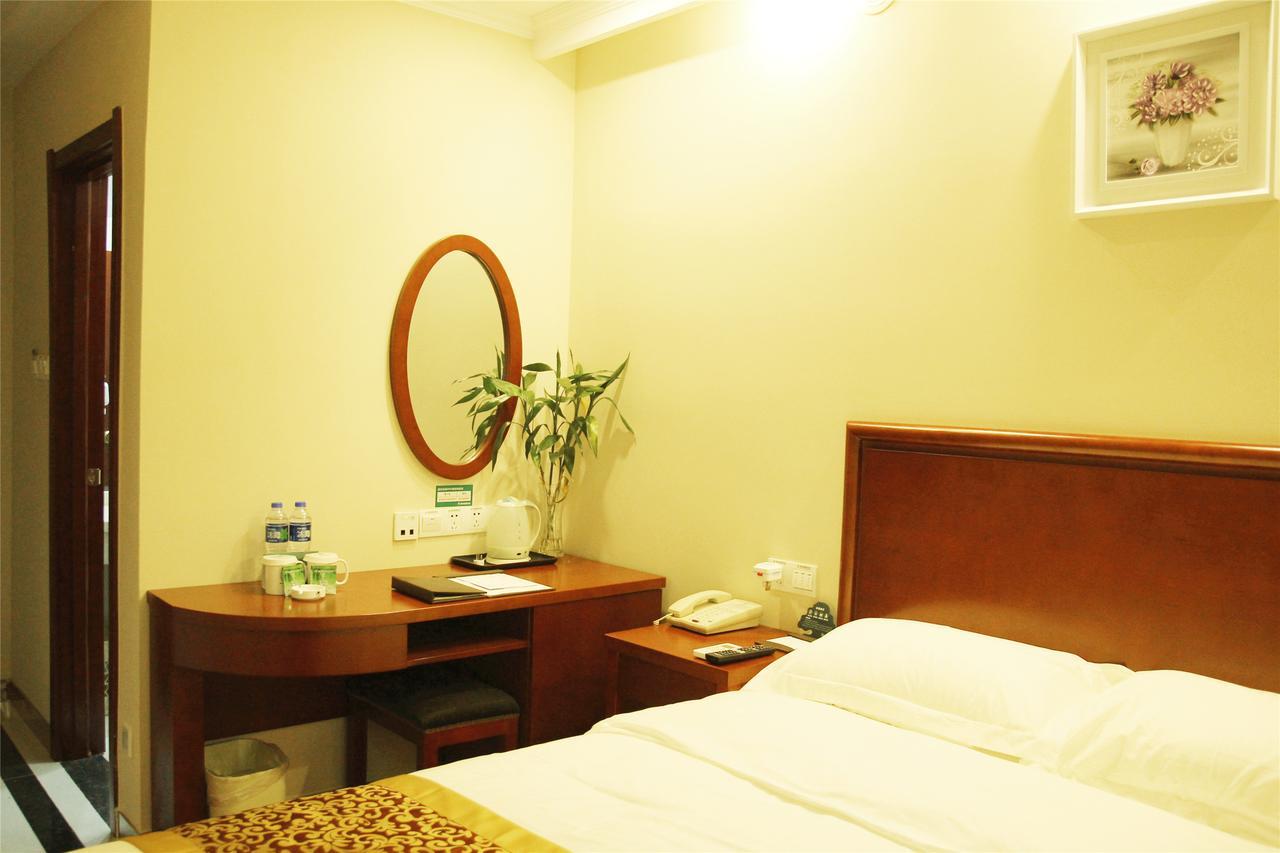 Greentree Inn Liaoning Dalian Development Zone Jinma Road Pedestrian Street Express Hotel Εξωτερικό φωτογραφία