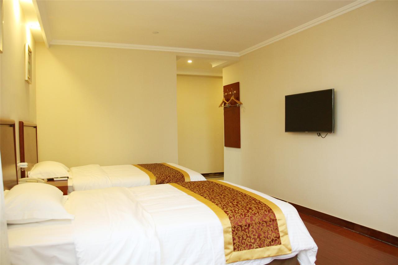 Greentree Inn Liaoning Dalian Development Zone Jinma Road Pedestrian Street Express Hotel Εξωτερικό φωτογραφία